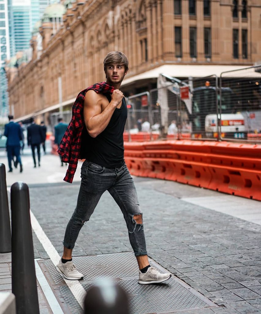 Street wear, shirt, singlet, jeans, sneaker