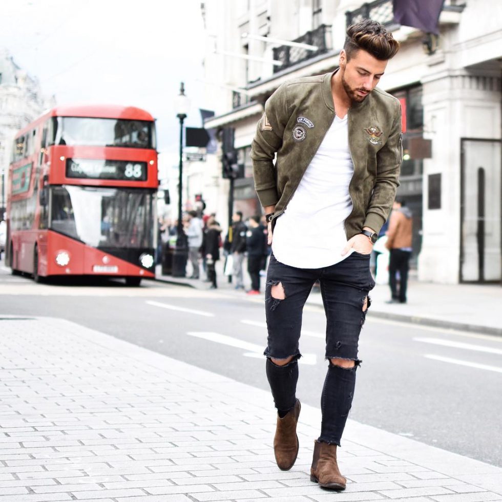35 Stylish Ways to Wear a Bomber Jacket (with Images)