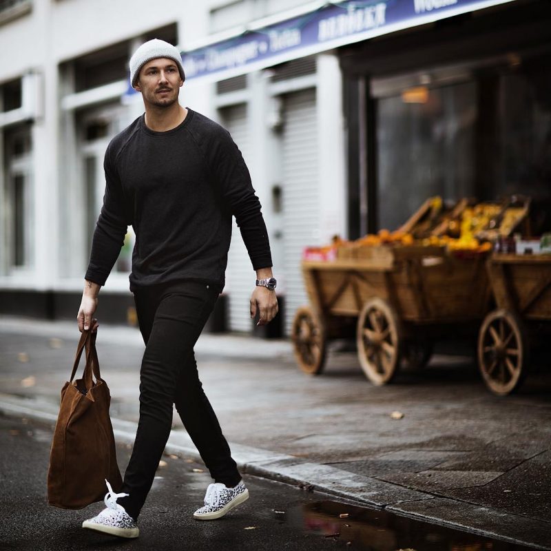 Gray slouch beanie hat, long sleeve black tee, black jeans, print sneaker 1