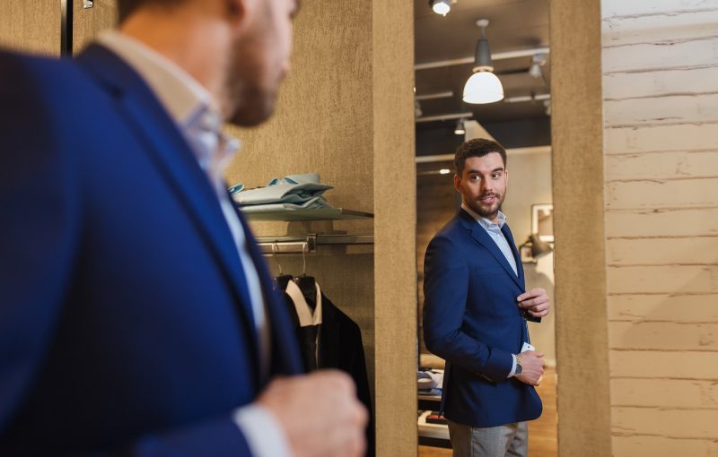 Man trying clothes with blue blazer and blue shirt 1 - guy tips for college style