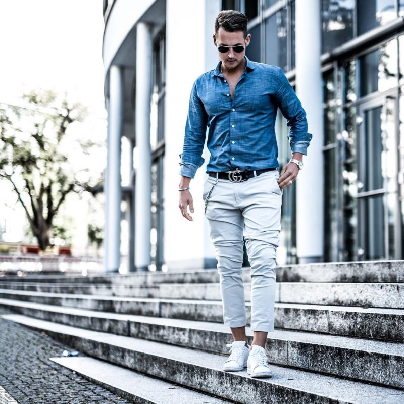 Blue button down shirt, white chinos pants, white sneaker 1 