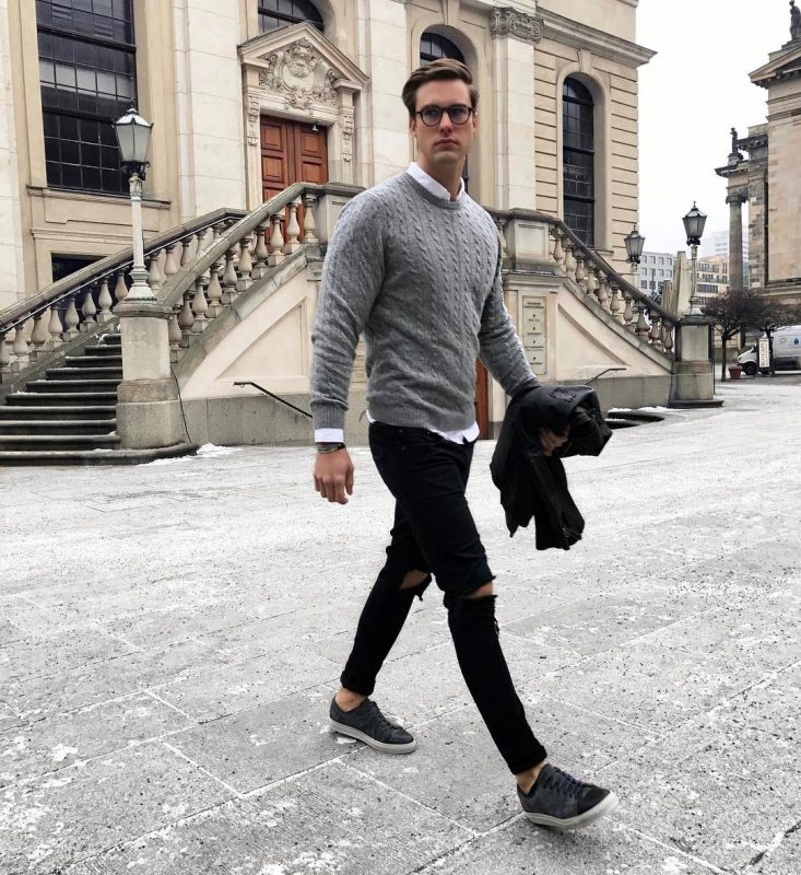 Gray sweater, white shirt, black ripped jeans, sneaker 1