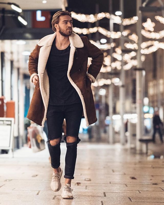 Brown suede shearling overcoat, black t-shirt, black jeans, white sneaker 1