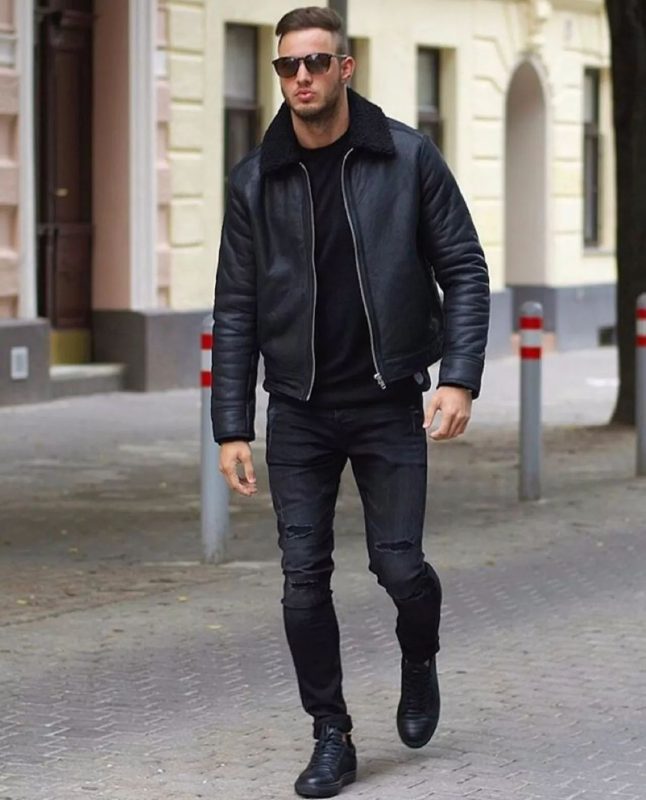 Shearling leather jacket, black t-shirt, black jeans, sneaker 1