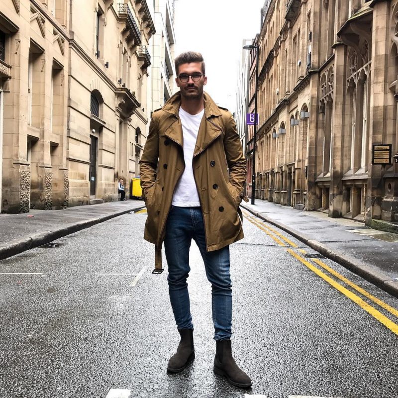 Dark brown trench coat, white t-shirt, blue jeans, suede Chelsea boots 1