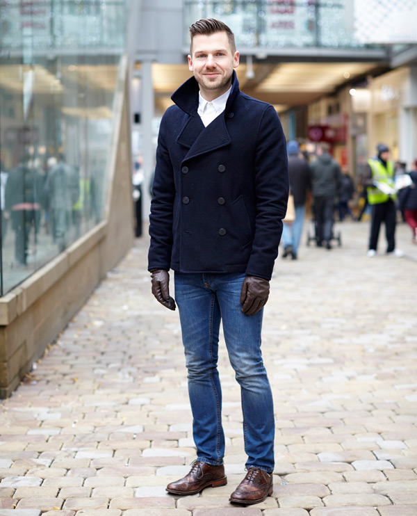 Navy peacoat, white shirt, brown leather gloves 1