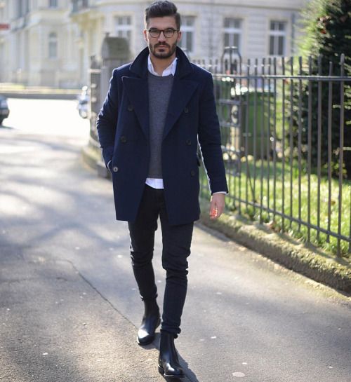 Navy peacoat, gray sweater, white shirt, black jeans 1