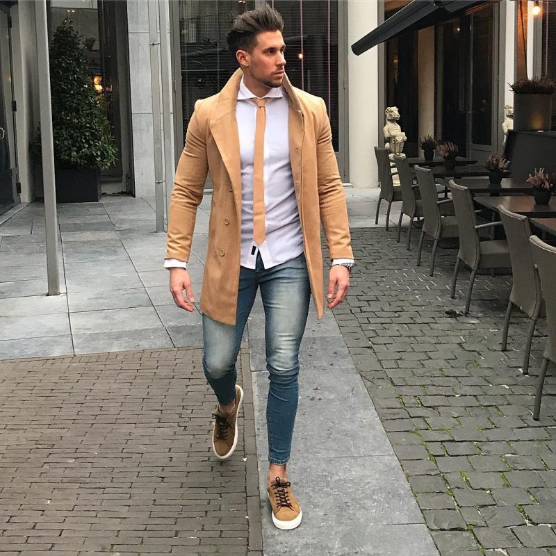 Camel overcoat, white shirt, yellow tie, brown sneaker 1