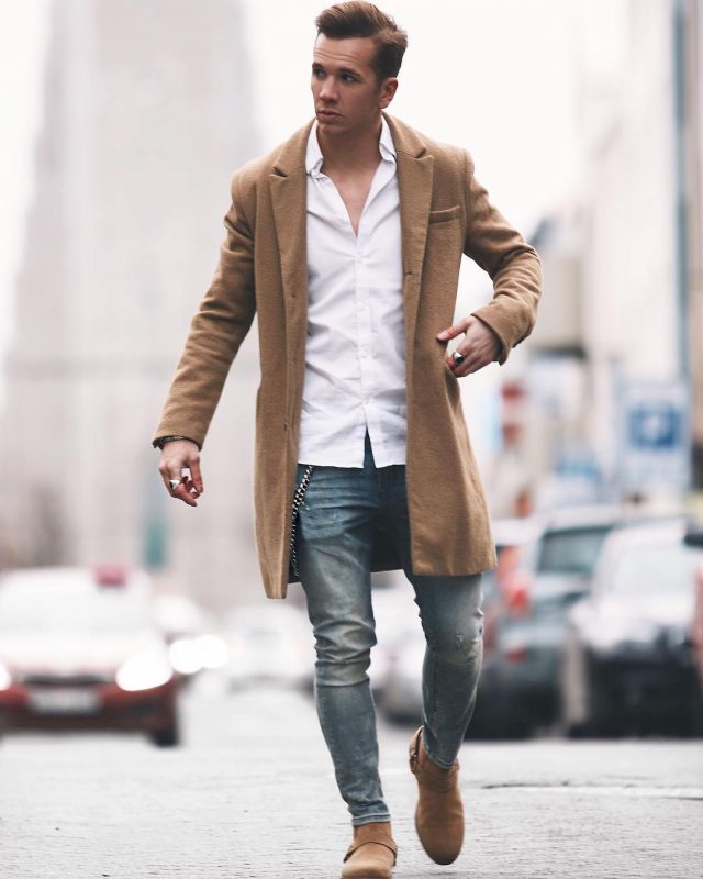 Camel overcoat, white shirt, blue jeans, suede shoes 1